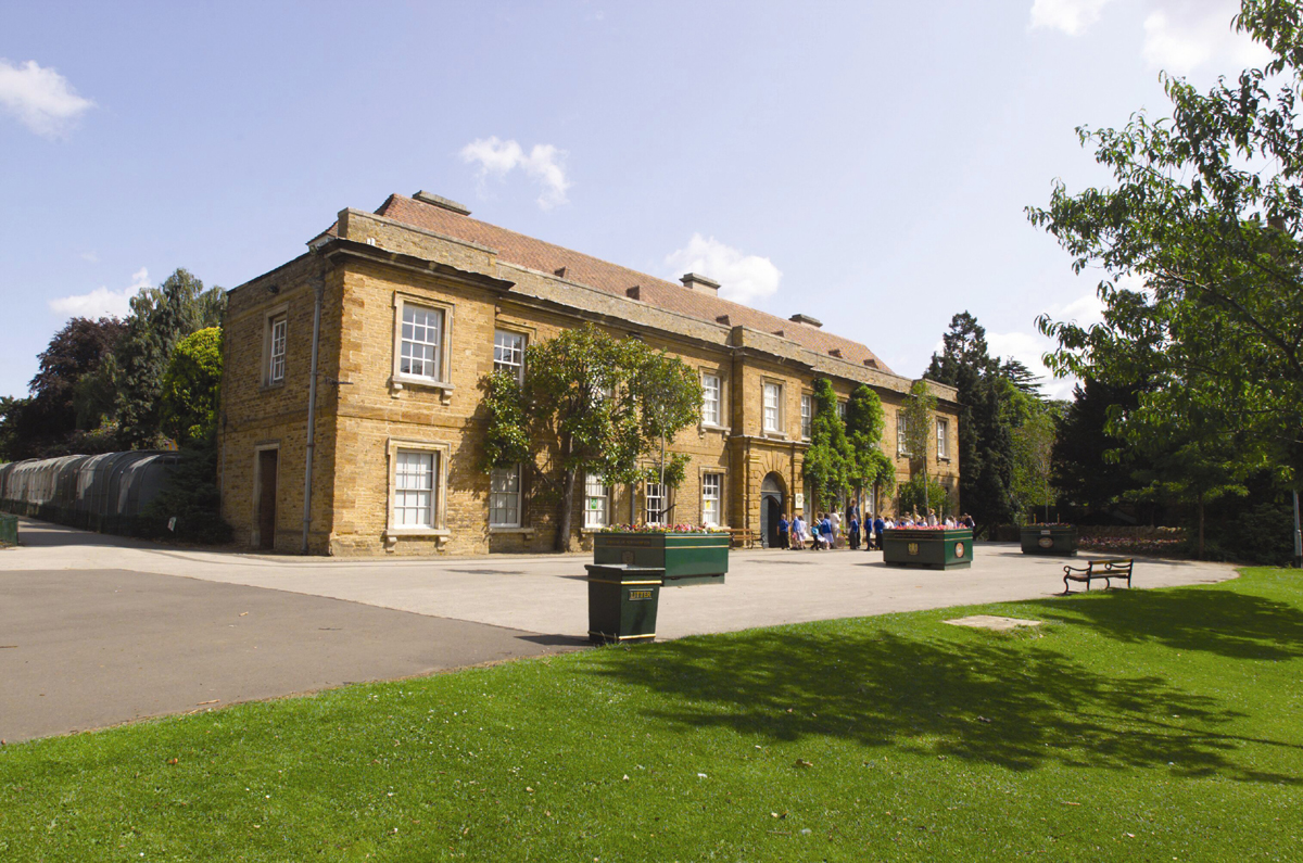 abington park museum 1