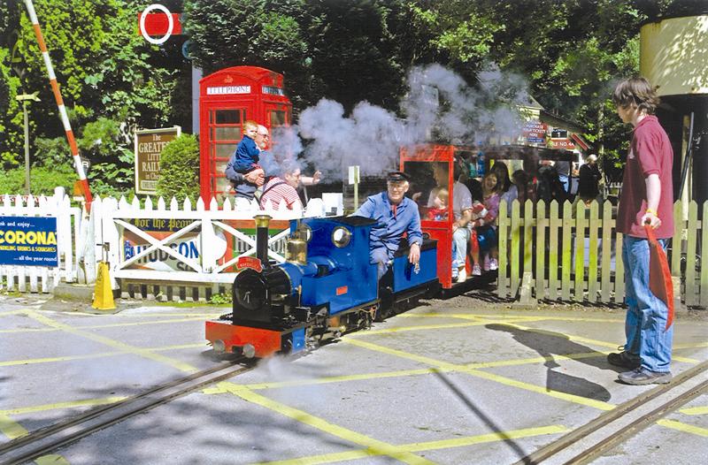 brookside garden centre and miniature railway 1