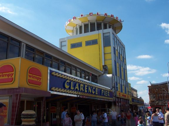 clarence pier amusement park 1