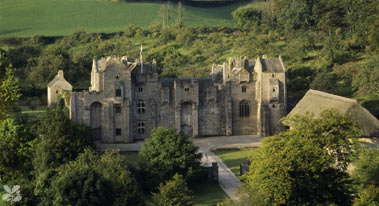 compton castle 1