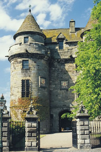 falkland palace garden and old burgh 1