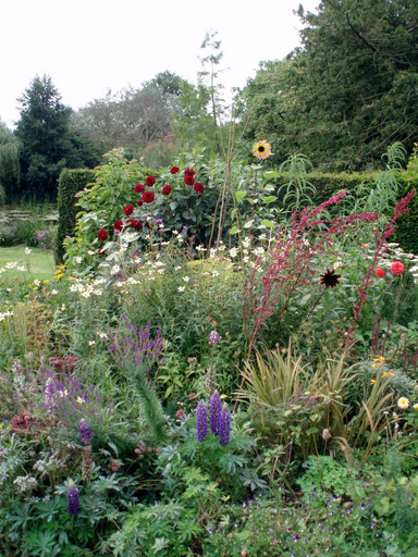 feeringbury manor garden 1