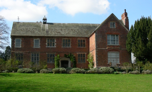 hellens manor 1