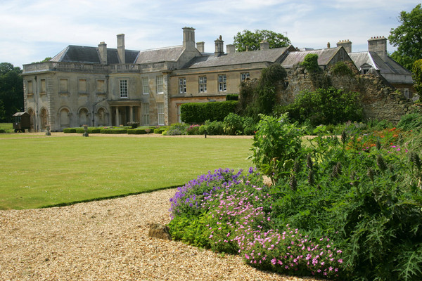 lamport hall and gardens 1