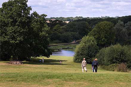 staunton farm gardens and country park 1