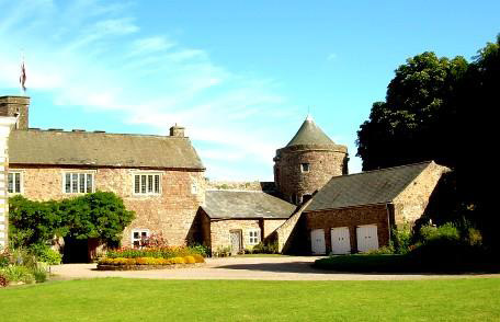 tiverton castle 1