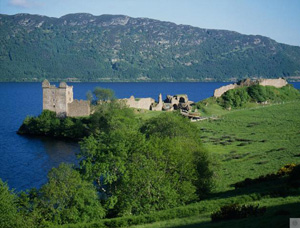 urquhart castle 1