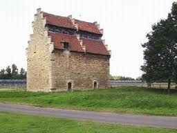 willington dovecote and stables 1
